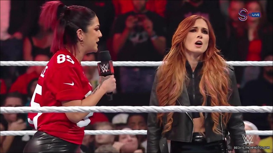 WWE_Monday_Night_RAW_2023_01_16_720p_HDTV_x264-Star_mp4_002847366.jpg