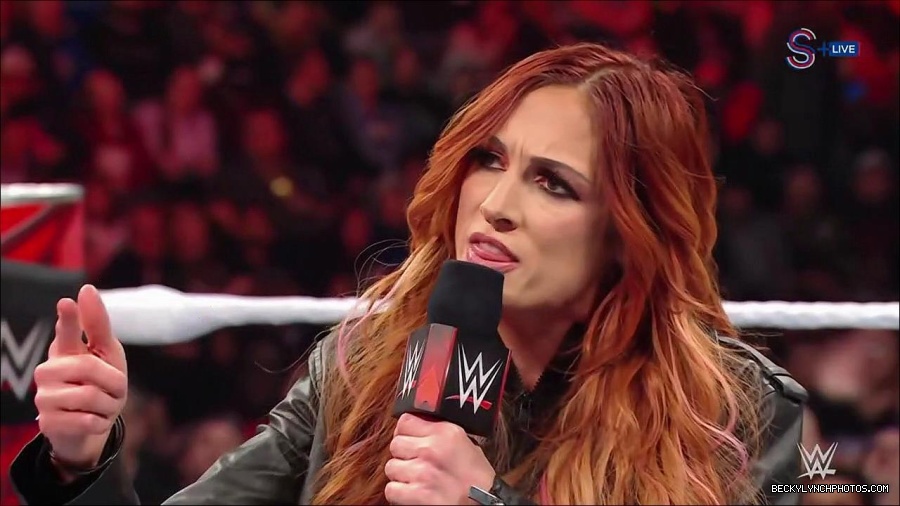 WWE_Monday_Night_RAW_2023_01_16_720p_HDTV_x264-Star_mp4_002854166.jpg