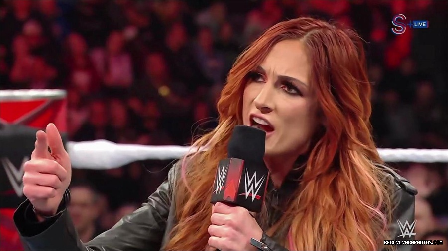 WWE_Monday_Night_RAW_2023_01_16_720p_HDTV_x264-Star_mp4_002854966.jpg
