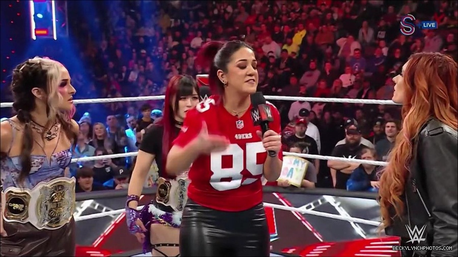 WWE_Monday_Night_RAW_2023_01_16_720p_HDTV_x264-Star_mp4_002869766.jpg