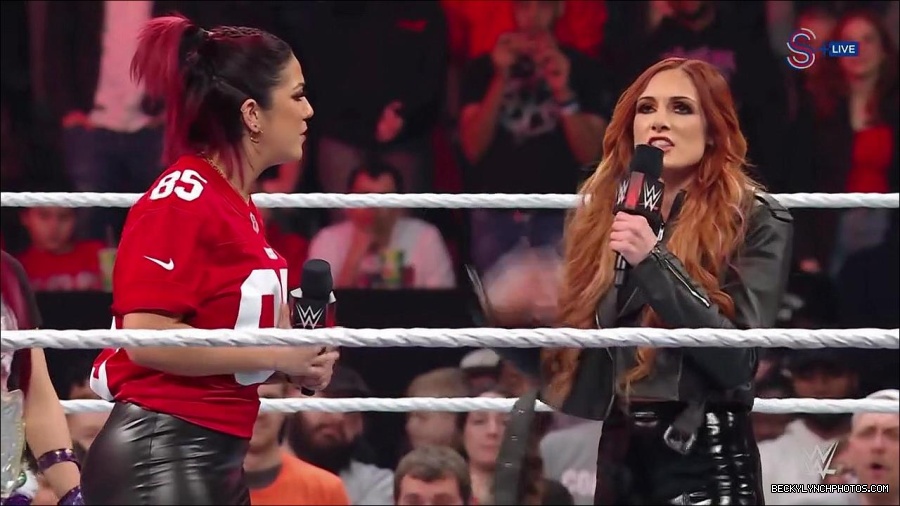 WWE_Monday_Night_RAW_2023_01_16_720p_HDTV_x264-Star_mp4_002874166.jpg