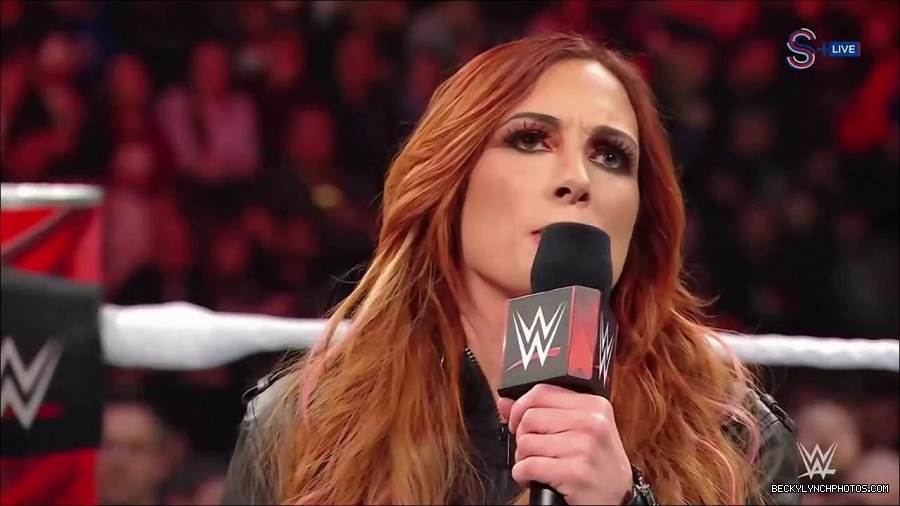 WWE_Monday_Night_RAW_2023_01_16_720p_HDTV_x264-Star_mp4_002875366.jpg