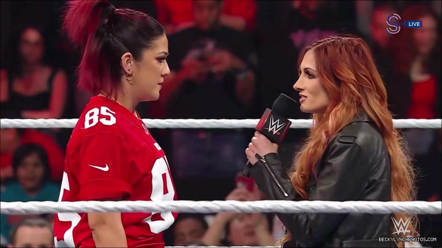 WWE_Monday_Night_RAW_2023_01_16_720p_HDTV_x264-Star_mp4_002911366.jpg