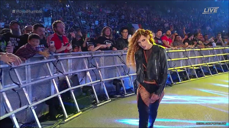 WWE_Royal_Rumble_2023_720p_WEB_h264-HEEL_mp4_009521216.jpg