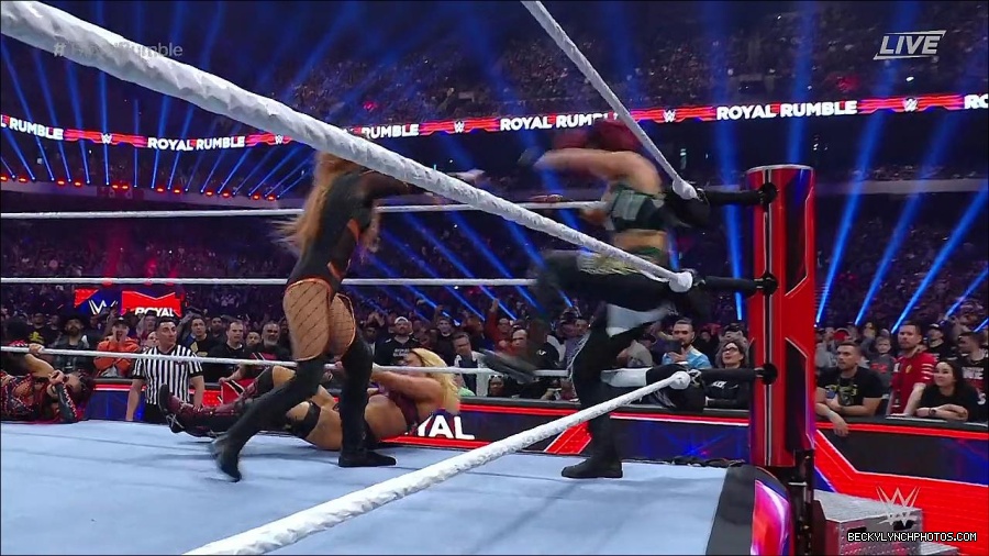 WWE_Royal_Rumble_2023_720p_WEB_h264-HEEL_mp4_009536816.jpg