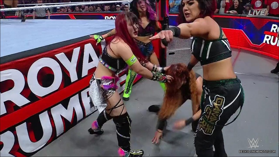 WWE_Royal_Rumble_2023_720p_WEB_h264-HEEL_mp4_009571616.jpg