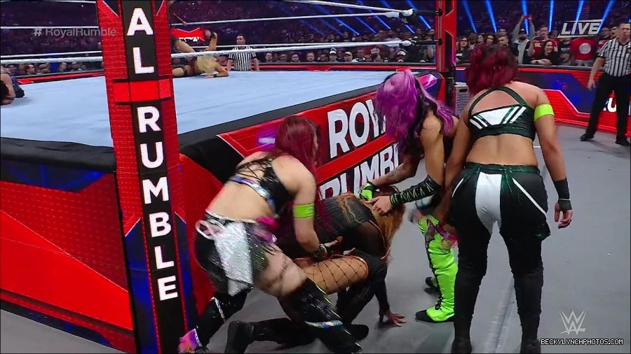 WWE_Royal_Rumble_2023_720p_WEB_h264-HEEL_mp4_009581616.jpg