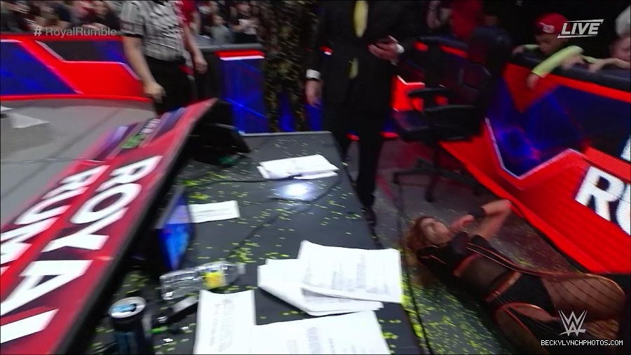 WWE_Royal_Rumble_2023_720p_WEB_h264-HEEL_mp4_009594816.jpg