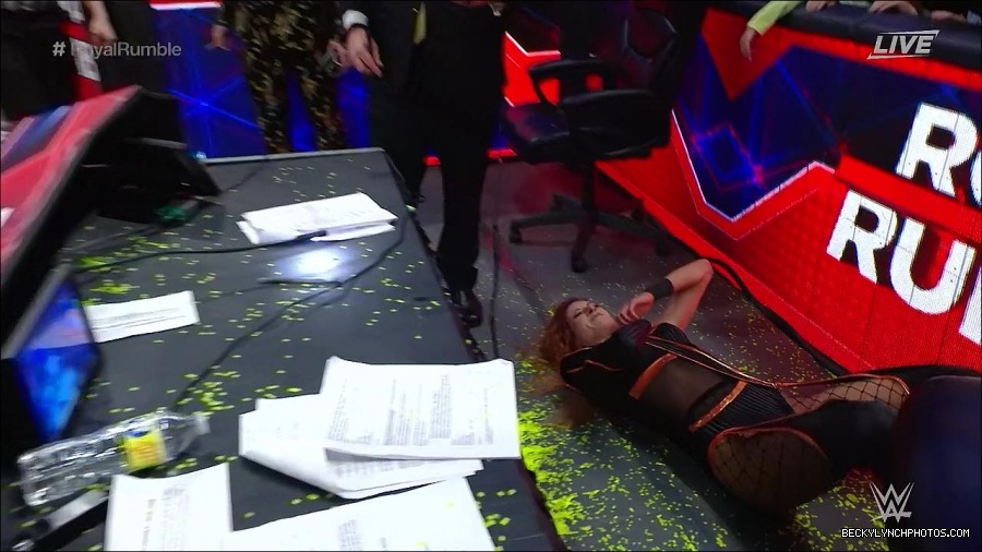 WWE_Royal_Rumble_2023_720p_WEB_h264-HEEL_mp4_009595216.jpg