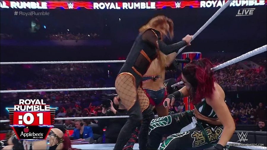 WWE_Royal_Rumble_2023_720p_WEB_h264-HEEL_mp4_010078350.jpg