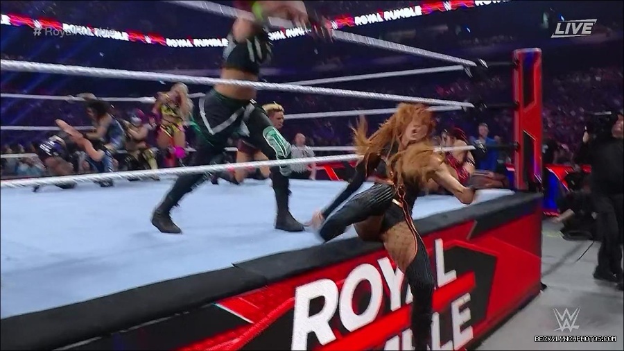 WWE_Royal_Rumble_2023_720p_WEB_h264-HEEL_mp4_010174350.jpg