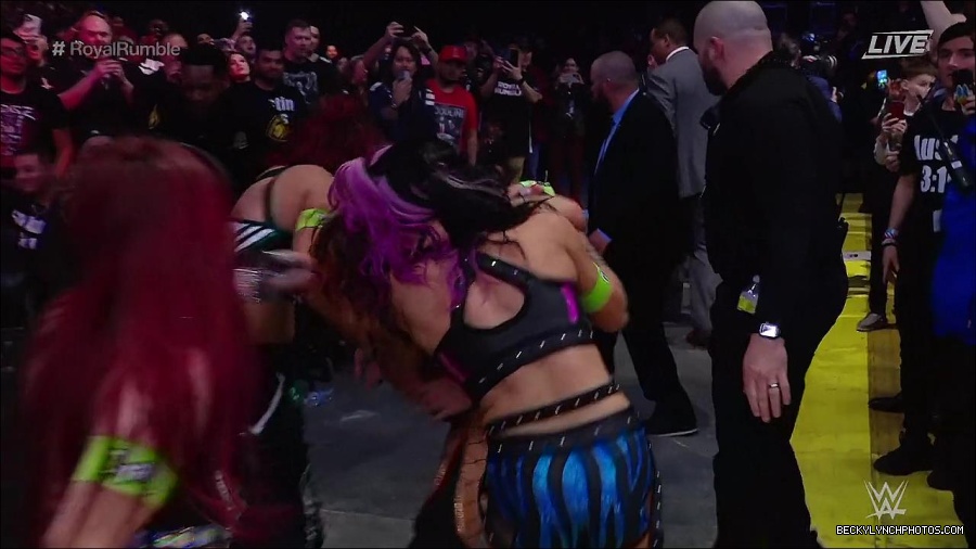 WWE_Royal_Rumble_2023_720p_WEB_h264-HEEL_mp4_010213950.jpg