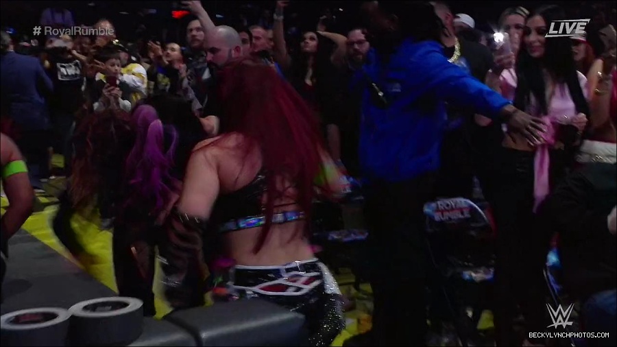 WWE_Royal_Rumble_2023_720p_WEB_h264-HEEL_mp4_010214350.jpg