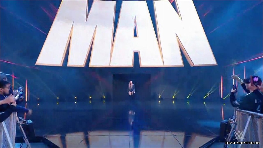 WWE_Monday_Night_RAW_2023_01_23_720p_HDTV_x264-Star_mp4_003885466.jpg