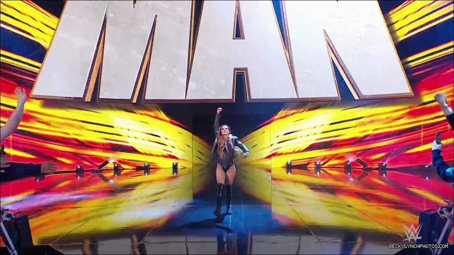 WWE_Monday_Night_RAW_2023_01_23_720p_HDTV_x264-Star_mp4_003889866.jpg