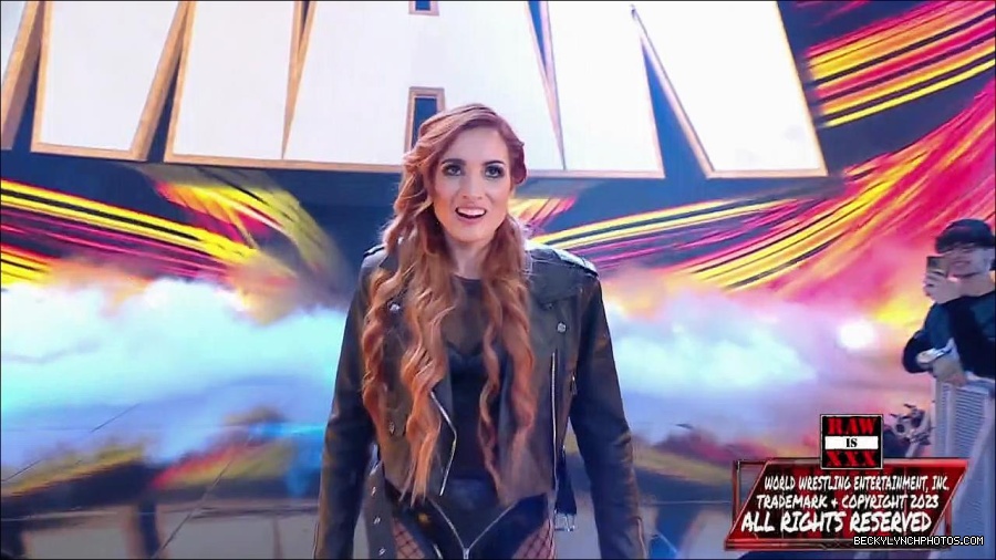 WWE_Monday_Night_RAW_2023_01_23_720p_HDTV_x264-Star_mp4_003903866.jpg