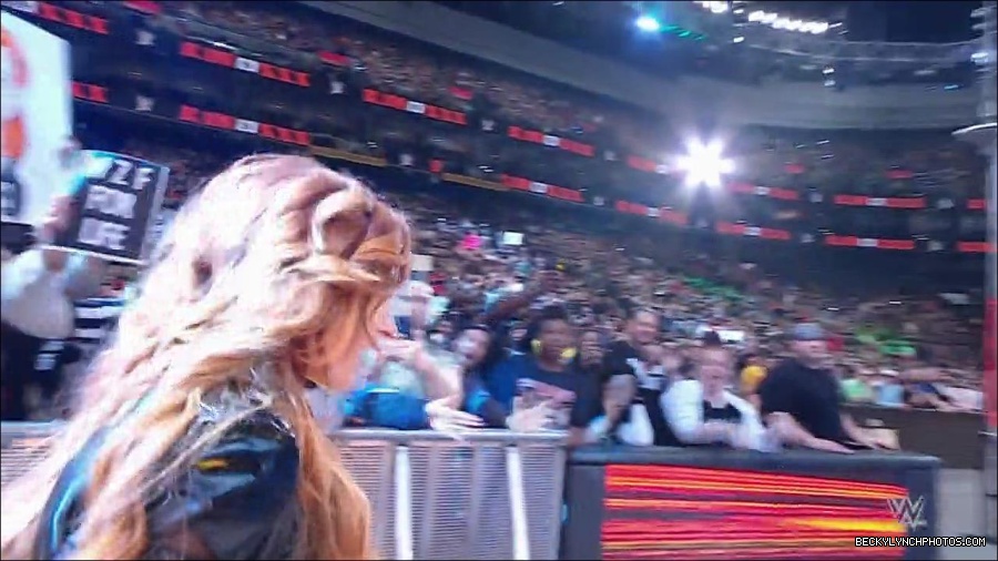WWE_Monday_Night_RAW_2023_01_23_720p_HDTV_x264-Star_mp4_003906266.jpg