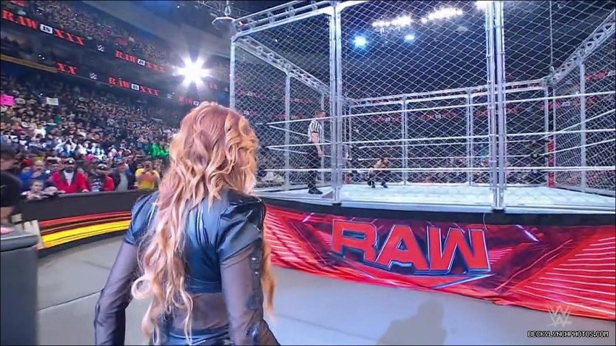 WWE_Monday_Night_RAW_2023_01_23_720p_HDTV_x264-Star_mp4_003909466.jpg