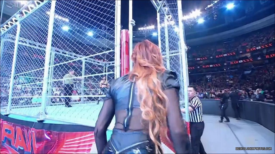 WWE_Monday_Night_RAW_2023_01_23_720p_HDTV_x264-Star_mp4_003917866.jpg