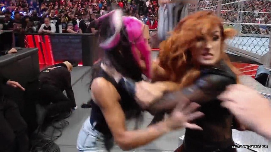 WWE_Monday_Night_RAW_2023_01_23_720p_HDTV_x264-Star_mp4_003931466.jpg