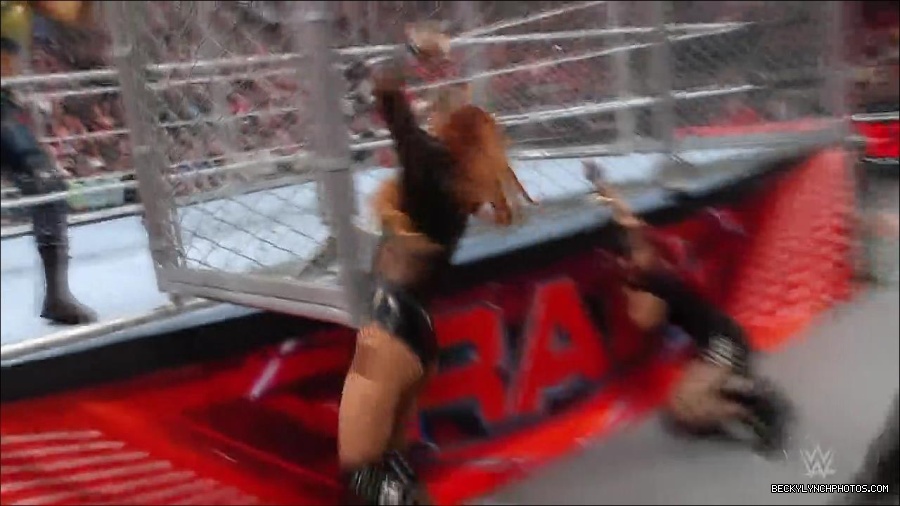 WWE_Monday_Night_RAW_2023_01_23_720p_HDTV_x264-Star_mp4_003939066.jpg