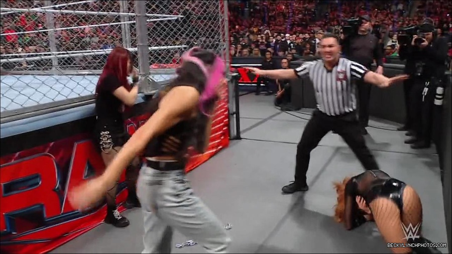 WWE_Monday_Night_RAW_2023_01_23_720p_HDTV_x264-Star_mp4_003945066.jpg