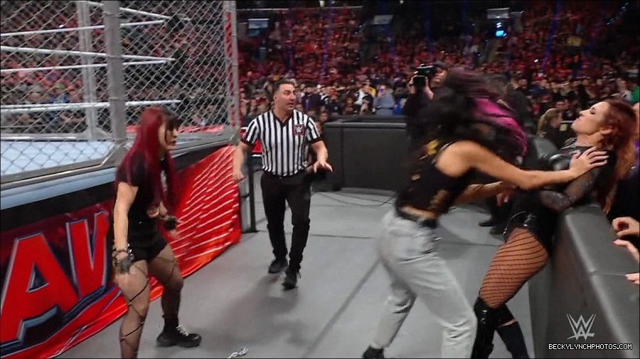 WWE_Monday_Night_RAW_2023_01_23_720p_HDTV_x264-Star_mp4_003947866.jpg