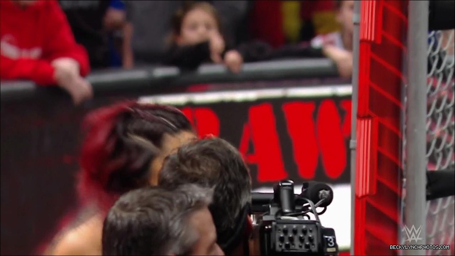 WWE_Monday_Night_RAW_2023_01_23_720p_HDTV_x264-Star_mp4_003953466.jpg