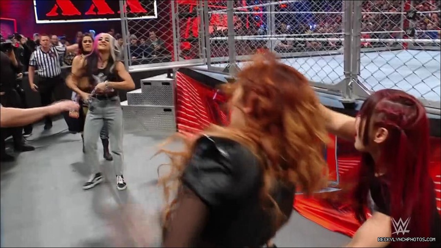 WWE_Monday_Night_RAW_2023_01_23_720p_HDTV_x264-Star_mp4_003954666.jpg