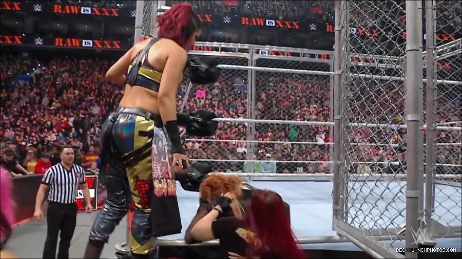 WWE_Monday_Night_RAW_2023_01_23_720p_HDTV_x264-Star_mp4_003967466.jpg