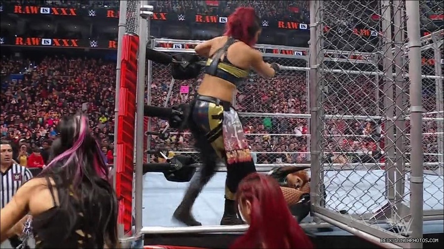 WWE_Monday_Night_RAW_2023_01_23_720p_HDTV_x264-Star_mp4_003969866.jpg