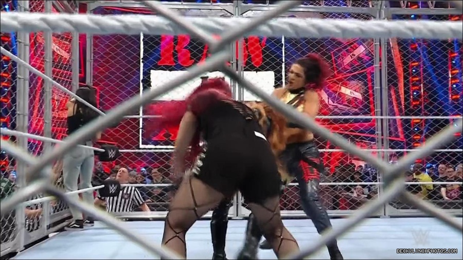 WWE_Monday_Night_RAW_2023_01_23_720p_HDTV_x264-Star_mp4_003981866.jpg