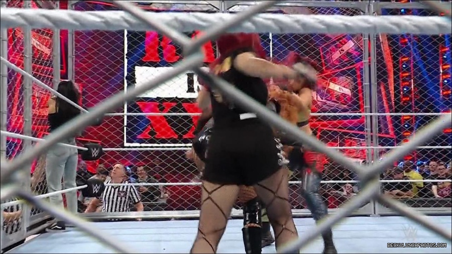 WWE_Monday_Night_RAW_2023_01_23_720p_HDTV_x264-Star_mp4_003982266.jpg