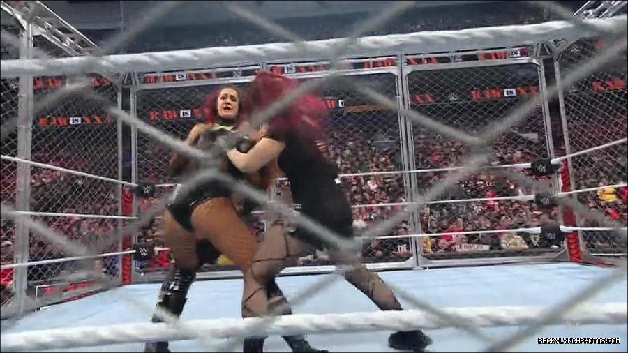 WWE_Monday_Night_RAW_2023_01_23_720p_HDTV_x264-Star_mp4_003983466.jpg
