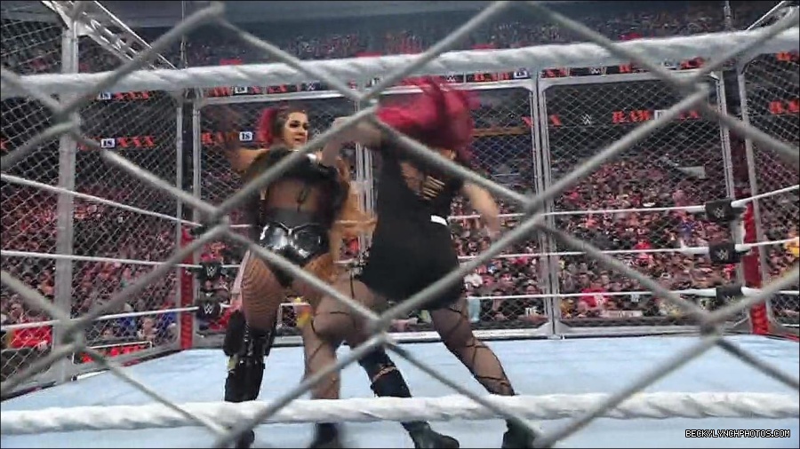 WWE_Monday_Night_RAW_2023_01_23_720p_HDTV_x264-Star_mp4_003983866.jpg