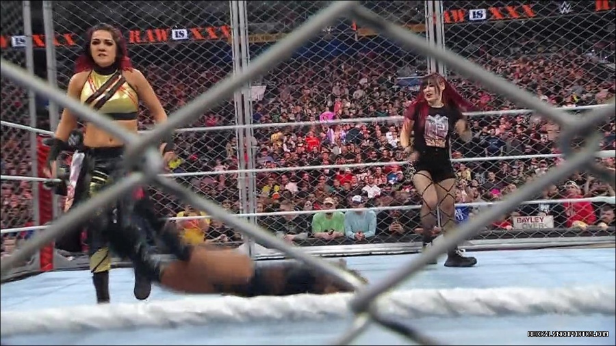 WWE_Monday_Night_RAW_2023_01_23_720p_HDTV_x264-Star_mp4_003988666.jpg