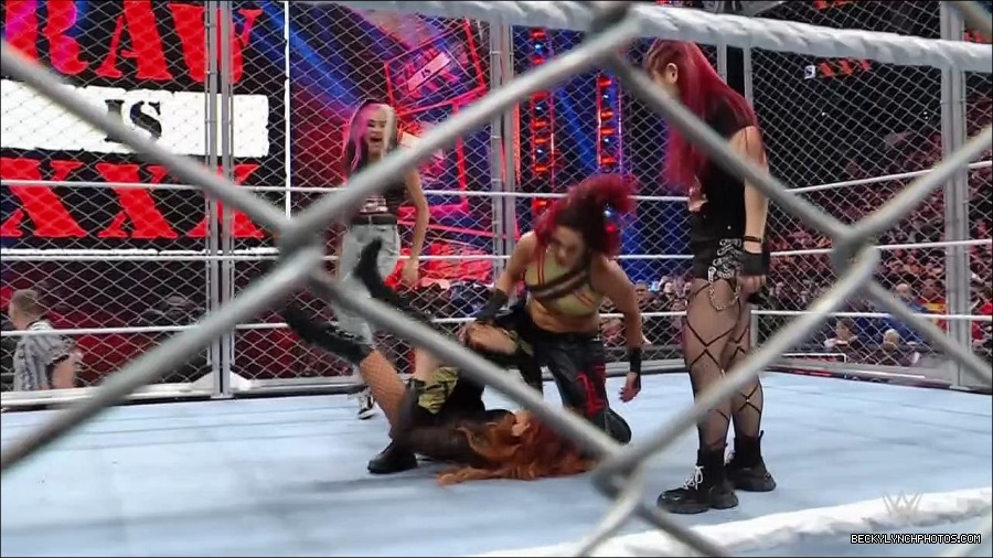WWE_Monday_Night_RAW_2023_01_23_720p_HDTV_x264-Star_mp4_003993866.jpg