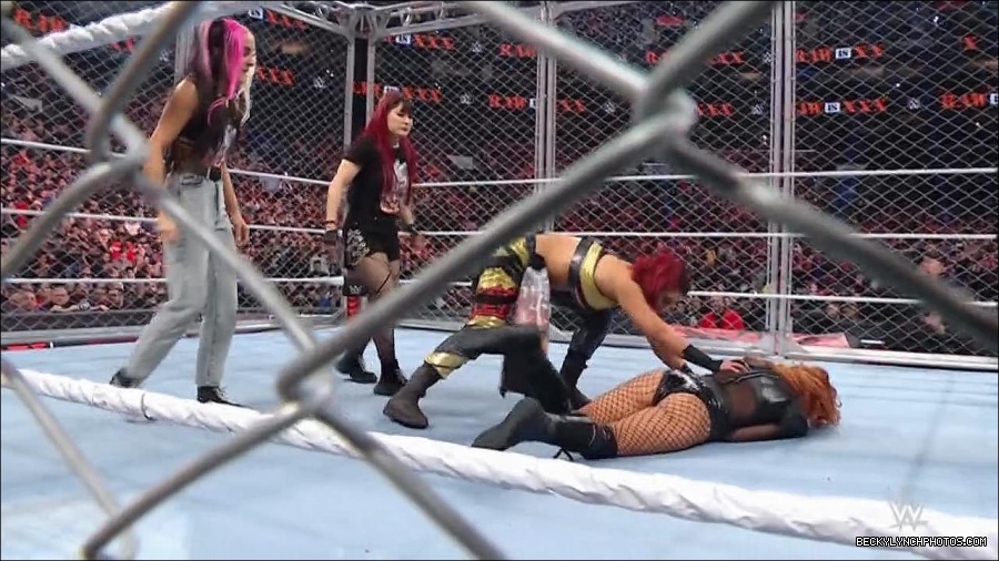 WWE_Monday_Night_RAW_2023_01_23_720p_HDTV_x264-Star_mp4_004003066.jpg