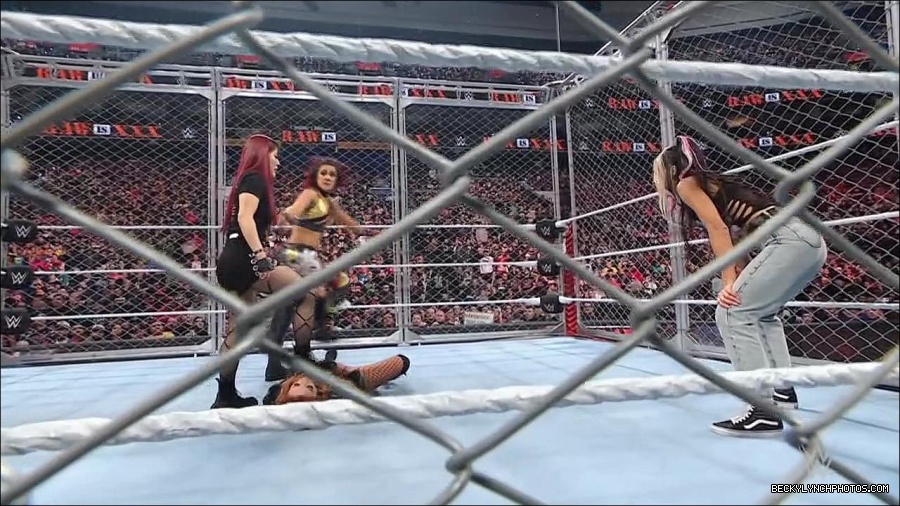 WWE_Monday_Night_RAW_2023_01_23_720p_HDTV_x264-Star_mp4_004013866.jpg