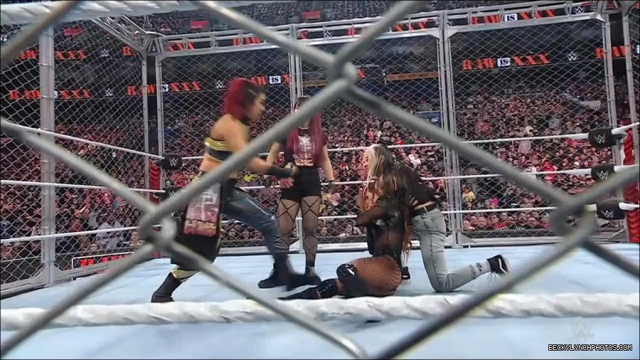 WWE_Monday_Night_RAW_2023_01_23_720p_HDTV_x264-Star_mp4_004032266.jpg