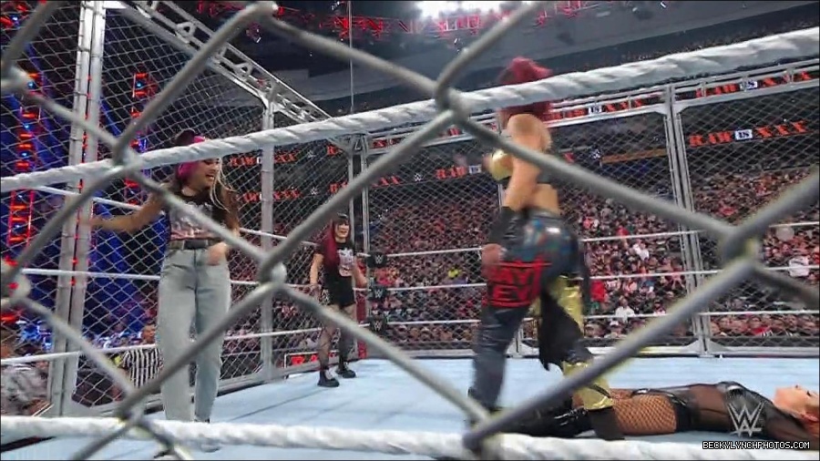 WWE_Monday_Night_RAW_2023_01_23_720p_HDTV_x264-Star_mp4_004047466.jpg