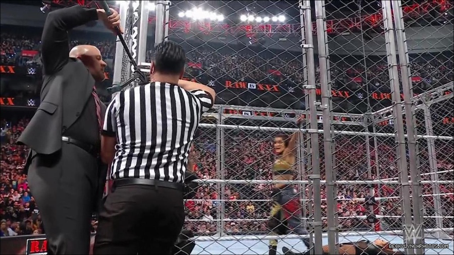 WWE_Monday_Night_RAW_2023_01_23_720p_HDTV_x264-Star_mp4_004048266.jpg