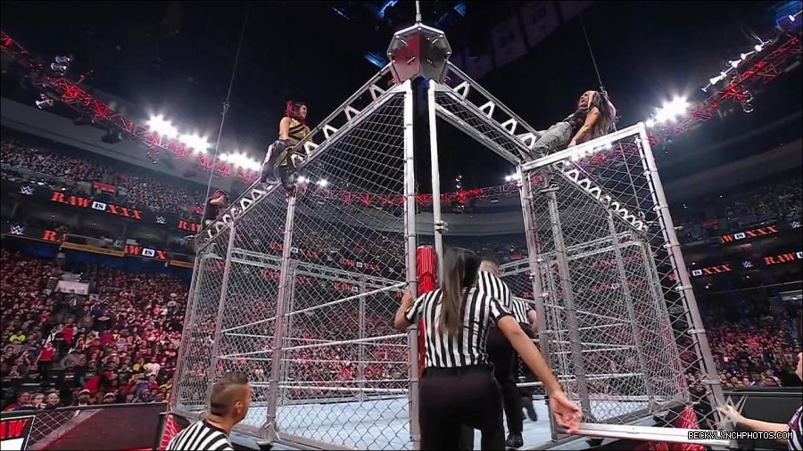 WWE_Monday_Night_RAW_2023_01_23_720p_HDTV_x264-Star_mp4_004059866.jpg