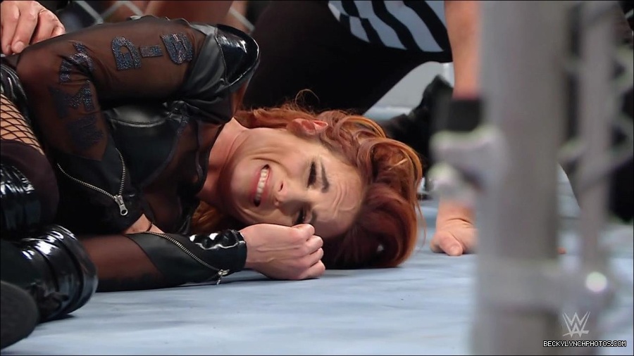 WWE_Monday_Night_RAW_2023_01_23_720p_HDTV_x264-Star_mp4_004098666.jpg