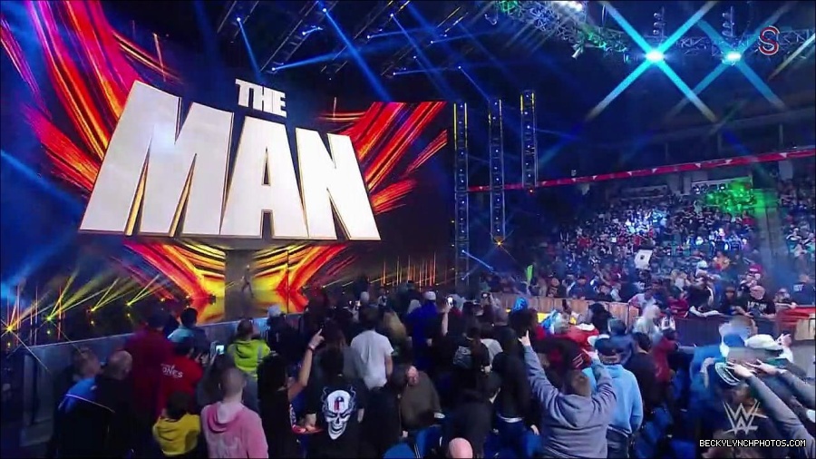 WWE_Monday_Night_RAW_2023_01_30_720p_HDTV_x264-Star_mp4_005476433.jpg
