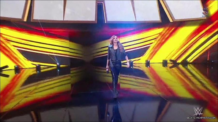 WWE_Monday_Night_RAW_2023_01_30_720p_HDTV_x264-Star_mp4_005482433.jpg