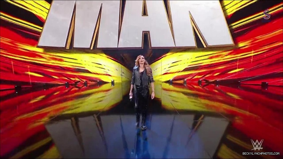 WWE_Monday_Night_RAW_2023_01_30_720p_HDTV_x264-Star_mp4_005484833.jpg