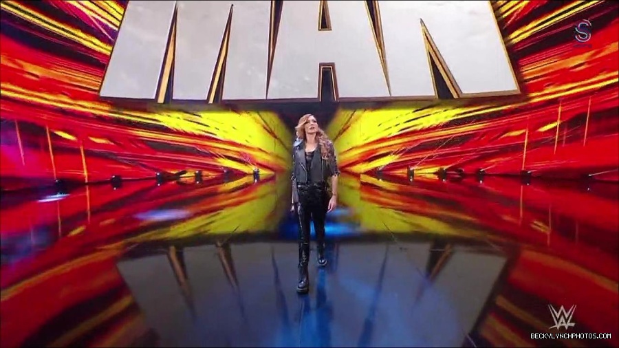 WWE_Monday_Night_RAW_2023_01_30_720p_HDTV_x264-Star_mp4_005485233.jpg