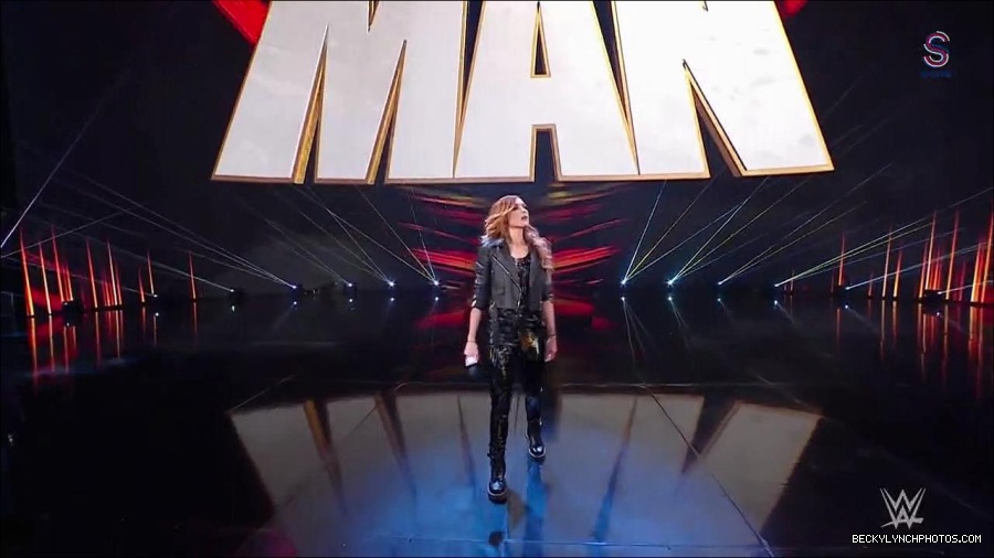 WWE_Monday_Night_RAW_2023_01_30_720p_HDTV_x264-Star_mp4_005486833.jpg