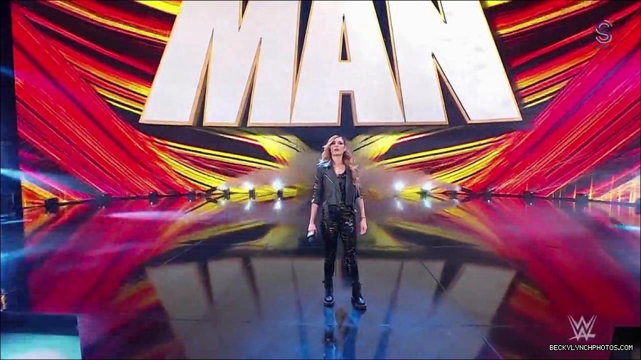 WWE_Monday_Night_RAW_2023_01_30_720p_HDTV_x264-Star_mp4_005488433.jpg